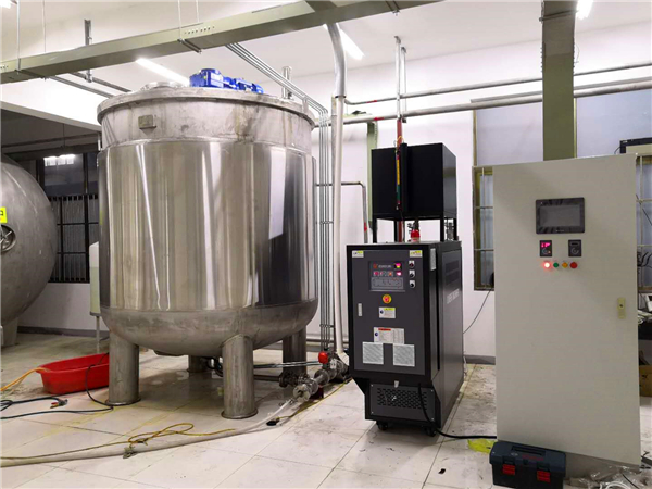 反應(yīng)釜油溫機(jī)怎么選「歐能機(jī)械」現(xiàn)場使用案例解析